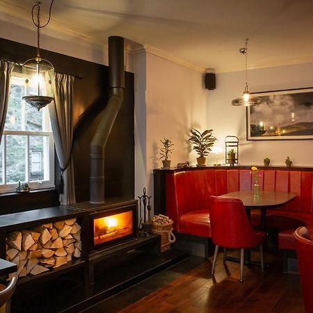The Black Bull Inn Sedbergh Exteriör bild